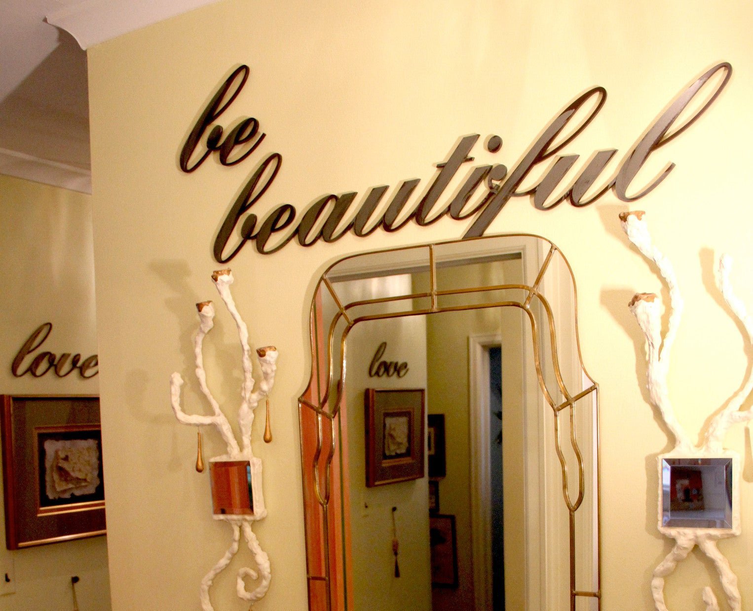 Hand Painted Script 'be beautiful'