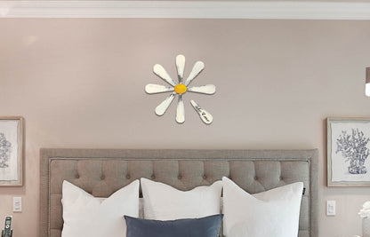 She Loves Me Hand Painted Daisy Wall Decor